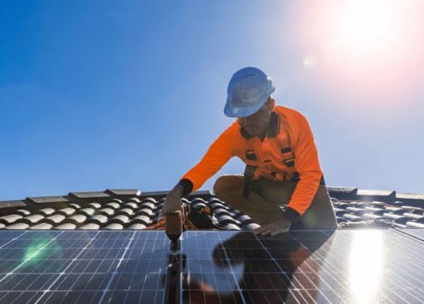 Solar energy icon for Alternate Energy Hawaii